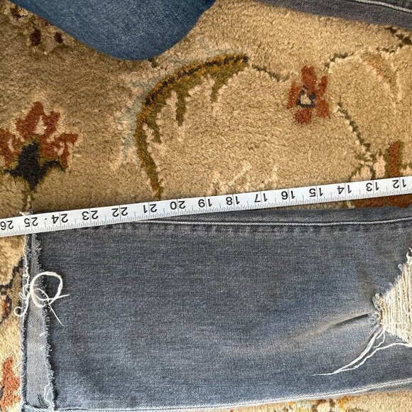 MOTHER Denim The Insider Crop Step Fray In Ace Of Spades Gray Distressed Wash - Picture 15 of 15